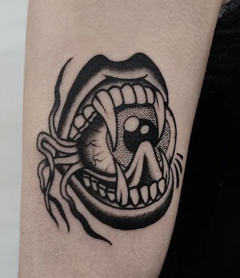 Tattoo Ideas For Men Medium Size, Lower Elbow Tattoo, Punk Style Tattoo, Arm Ditch Tattoo Traditional, Skull Profile Tattoo, Spooky Traditional Tattoo Black, Creepy Filler Tattoo, Scary American Traditional Tattoo, Dark Spooky Tattoos