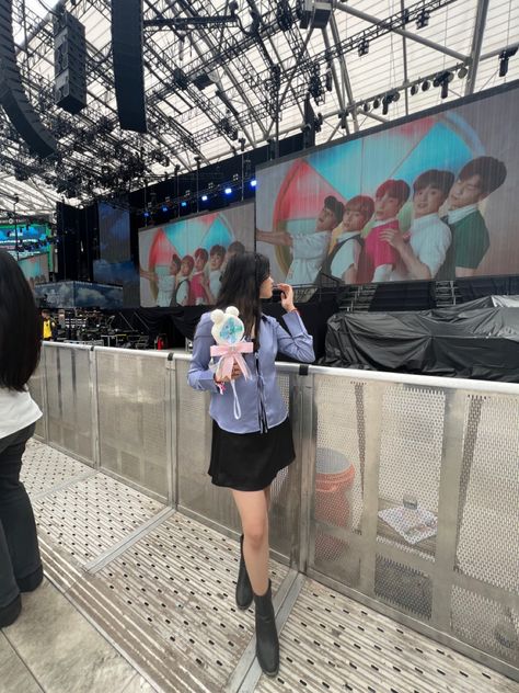 Ahhh ACT: Sweet Mirage was amazing!! LA Moas were so sweet and cute. Heres my outfit that I wore D2… it was inspired by Yeonjun’s Lullaby concept photos 💙 #txt #kpop #tomorrowbytogether#tomorrowxtogether #kpopfit #concertfit Kpop Concert Photos By Fans, Moa Concert Outfit, Txt Outfit Concert, Kpop Concert Photo Ideas, Txt Concert Outfit Ideas 2024, Yeonjun Lullaby, Txt Outfit Ideas, Txt Inspired Outfits, Txt Concert Outfit Ideas