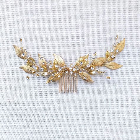 Prom Hair Pieces Gold, Gold Hair Piece Wedding, Wedding Hair Jewels, Wedding Halo Headpiece, Pendent Necklace Gold, Fantasy Photoshoot, Gold Wedding Hair Piece, Gold Leaf Hair, Gold Hair Accessories Wedding