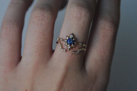 Cosmic Universe, Sister Rings, Diamond Picture, The Taj Mahal, Dream Engagement Rings, Put A Ring On It, Pretty Rings, Jewelry Inspo, Pretty Jewellery