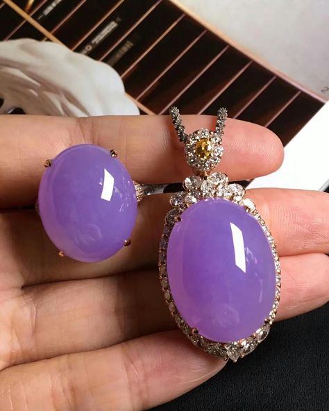 Purple/lavender jadeite cabochons ring and pendant The Bling Ring, Chinese Embroidery, Purple Jade, Purple Lavender, Jade Jewelry, Bling Rings, Lavender Purple, Jade Stone, Affordable Jewelry