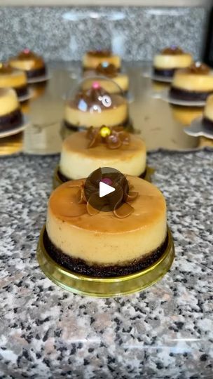 Mini Chocoflan, Chocoflan Cake, Choco Flan, Chocoflan Recipe, Flan Recipe, Mexican Dessert, Viral Reels, English Food, Mini Desserts