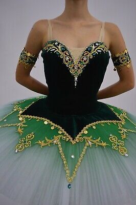 Impulse Aesthetic, Esmeralda Tutu, Esmeralda Costume, Ballet Costumes Tutus, Doll Tutu, Ballet Dancewear, Ballet Wear, Costume Green, Green Tutu