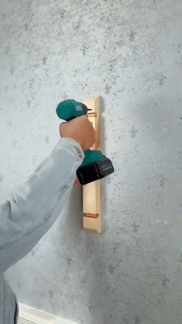 woodworking USA on Instagram: "@1_wood_working —— Parmotion available __ __ Make 16,000 Projects with Step by Step Plan...even if you don’t have a large workshop or expensive tools! (Link in my profile) 👈 . Amazing job 😊 i love woodwork Double tap ❤️ . 👉Suitable For Beginners &Professionals ✌️Follow @1_wood_working for more . DM for credits or removal(no copyright intended) All rights and credits reserved to respective owner . #wooddesign #woodworkforall #woodworker #woodwood #woodworkz #wood Wood Ideas Diy, Halloween Crafts To Sell, Classy Halloween Decor, Diy Christmas Crafts, Large Workshop, Wooden Christmas Crafts, Woodworking Shop Projects, Shelf Support, Halloween Decorations Diy Outdoor