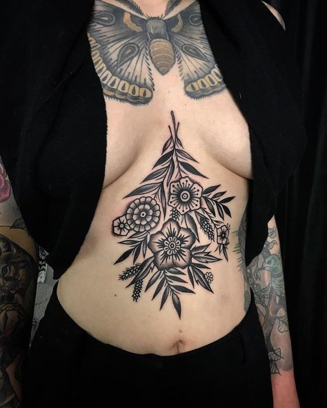 The Black Heart Society on Instagram: “🌚 thanks for visiting Ida!! Have fun in Berlin 🕺🏾 chest not by me. Have an awesome weekend yall!” Tattoos Torso, Stomach Tattoos Women, Traditional Tattoo Inspiration, Stomach Tattoo, Belly Tattoos, Torso Tattoos, Belly Tattoo, Chest Piece Tattoos, Tatuaje A Color