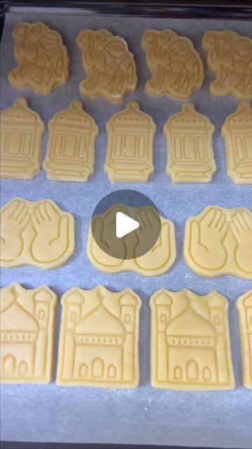 Rania Yousef on Instagram: "Sugar cookies 😍😍🌙🌙Ramadan Kareem" Ramadan Cookies, Ramadan Kareem, Ramadan, Sugar Cookies, Instagram