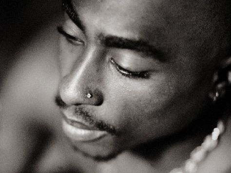 Tupac Shakur...the only guy I know who can pull off a nose ring. true that 2pac Birthday, Tupac Shakur, I'm With The Band, Casting Call, Best Rapper, Hip Hop Rap, Thug Life, Tupac, Nose Piercing