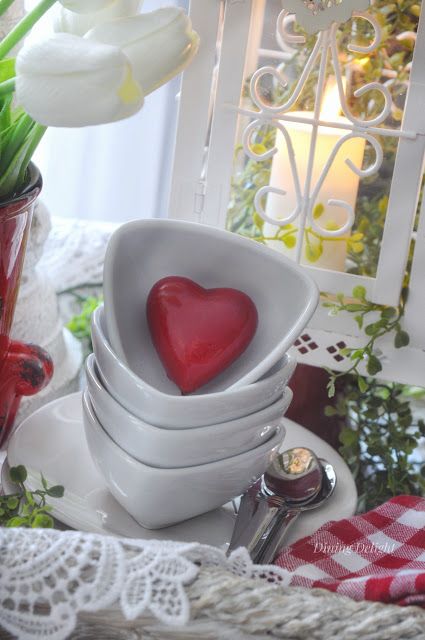 Dining Delight: Valentine Vignettes Around the House Bunco Party, Easter Tablescapes, Valentine Day Special, Heart Crafts, Have A Wonderful Day, Food Crafts, Mantel Decorations, Romantic Valentine, Valentines Day Decorations