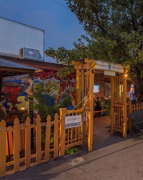 Outdoor Restaurant Kitchen Design, Beer Garden Entrance, Cafe Garden Design Outdoor, Cafe Entrance Design, Acadian Kitchen, Grill Restaurant Design, Wood Backdrop Wedding, Backyard Beer Garden, Beer Garden Design