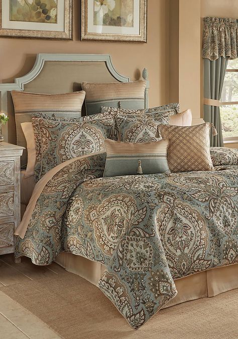 Croscill Rea Comforter Set Croscill Bedding, Amazon Bedroom, Black Ground, Lions Football, Bedroom Furnishings, Gold Tie, Bedroom Sets Queen, King Comforter Sets, Luxury Bedding Sets