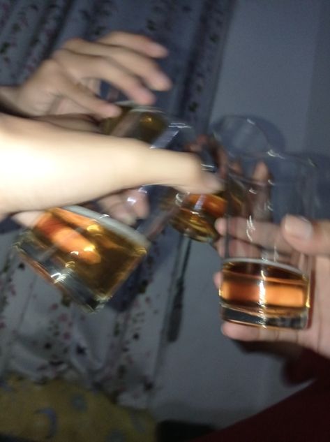 Drunk alcohol get high Alcoholic Drinks Pics, Alcohol Astethic Pictures, Drink In Hand Picture, Girls Drinking Alcohol Aesthetic, Daru Bottle Drinks Snapchat, Alcoholic Drinks Snapchat Story, Girl Drinking Alcohol Aesthetic, Drinks Aesthetic Alcoholic Party, Alcohol Party Snapchat