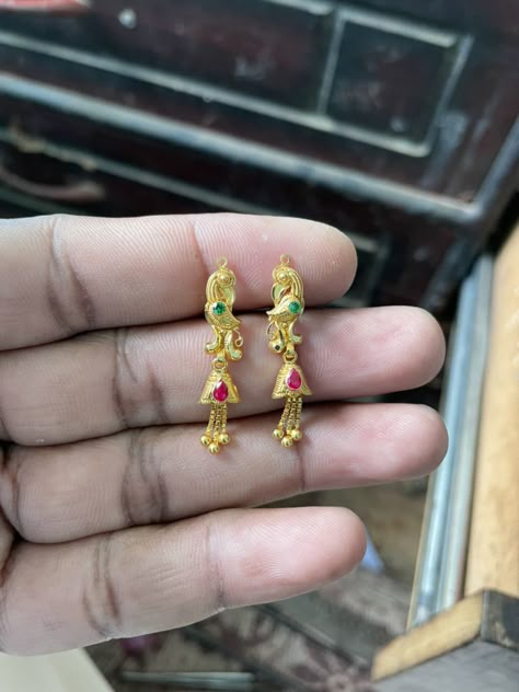 Regular Wear Earrings Gold, 1gram Gold Earrings, Necklace Set Indian Bridal Jewelry, Gold Jewelry Prom, Gold Earrings For Kids, Gold Necklace Wedding, Bridal Jewelry Sets Brides, Simple Gold Earrings, Black Beads Mangalsutra Design