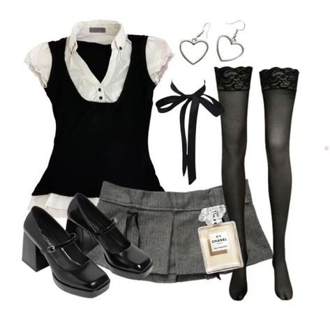 일본 패션, Wear Or Tear, Grunge Goth, Really Cute Outfits, 2000s Fashion, Lookbook Outfits, Dream Clothes, Outfit Idea, Look Cool