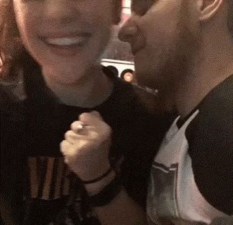 Bite Neck GIF - Bite Neck Playful - Discover & Share GIFs Romantic Kiss Gif, Kiss My Neck, Awsome Pictures, Couples Play, Romantic Kiss, Cute Couple Gifts, Long Relationship, Mini Comic, Hayley Williams