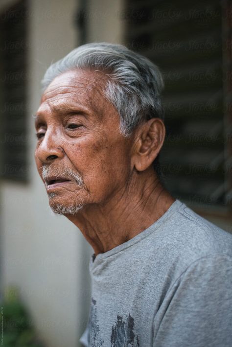 Asian Old Man, Man Looking Up, Old Man Pictures, Old Man Face, Old Man Portrait, Side Portrait, The Cat Returns, Male Profile, Old Portraits