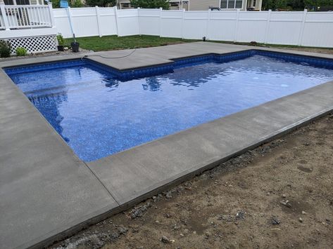 L Shaped Pool With Tanning Ledge, L Shaped Pool, Pool With Tanning Ledge, Pools For Small Yards, Backyard Patio Deck, Tanning Ledges, Sun Deck, Pools Backyard Inground, Small Yards