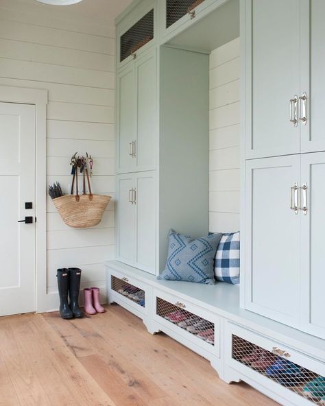 CountryHomeMagazine on Instagram: “Bye-bye, clutter! Now if only we could transport this mudroom to our own house 😁 Paint color: Sea Salt by Sherwin-Williams; Design…” Paint Color Sea Salt, Salt Paint, Sea Salt Paint, Sherwin Williams Sea Salt, Built In Cubbies, Small Mudroom Ideas, Coastal Paint Colors, Coastal Paint, Black Metal Bed Frame