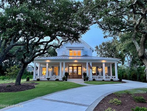 Golf View, Future Farmhouse, Beaufort Nc, Dream Farmhouse, Dream Life House, Southern Living Homes, Generator House, Coastal Farmhouse, Southern Home