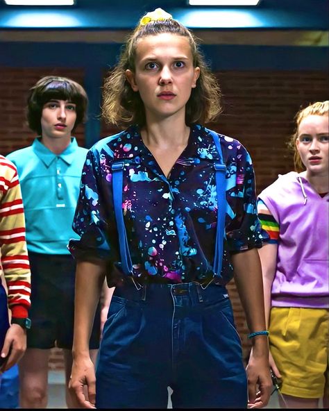 sauna test Stranger Things 3 Outfits, Eleven Season 3 Outfits, Eleven Outfits, Stranger Things Eleven Costume, Eleven Season 3, Stranger Things Millie Brown, Eleven St, Stranger Things Fashion, Eleven Costume