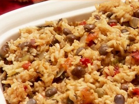 What-A-Bam-Bam, check out what I found on Pinterest, had to PIN! 242 Bahamian Pigeon Peas & Rice Bahamian Peas And Rice Recipe, Arroz Con Gandules Recipe, Rice And Pigeon Peas, Peas And Rice, Bahamian Food, Pigeon Peas, Rice And Beans, Rice And Peas, Island Food