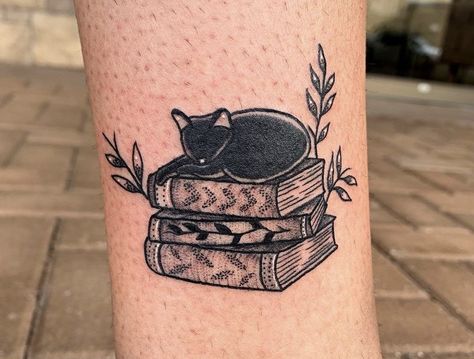 Minimalist Tattoos For Women, Cat With Books, Literature Tattoos, Cat Outline Tattoo, Books Tattoo, Bookish Tattoos, Literary Tattoos, Black Cat Tattoos, Tattoos For Lovers