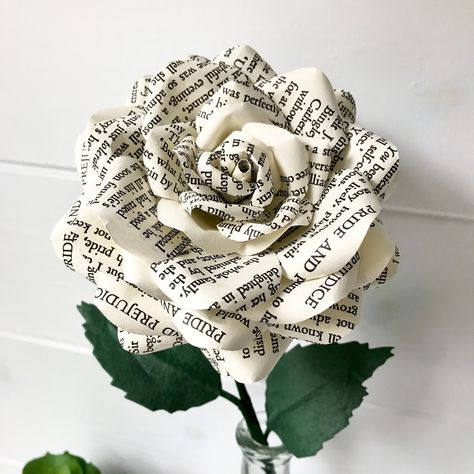 Pride & Prejudice paper rose, Jane Austen. Made from preloved pages of the novel UK 55 Anniversary, 1st Wedding Anniversary Gift, Jane Austen Novels, Pride Prejudice, Idea Birthday, Eco Wedding, 1st Wedding Anniversary, Paper Rose, Painted Books