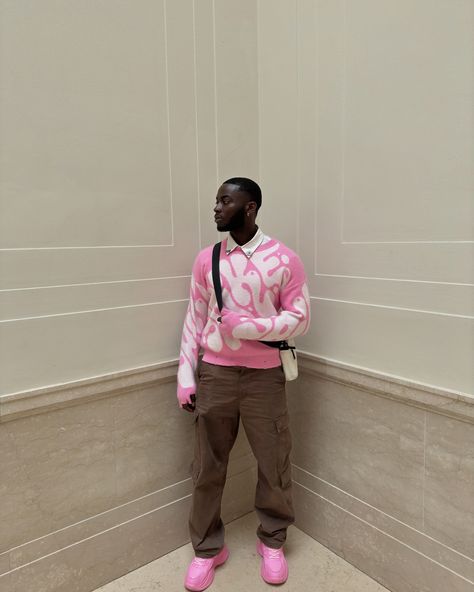 Who says men can’t wear pink 🐽 - - - - - - - - - - - #socialmediaisnotreallife #explore #jesusistheway #photooftheday Pink Combination Outfit, Pink Male Outfit, Pink Outfits Men, Pink Fall Outfits, Blue Outfit Men, Pink Top Outfit, All Pink Outfit, Pink Fall, Curated Outfit