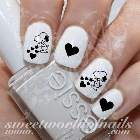 Valentine's day Nails Snoopy Black Hearts Water Decals Snoopy Nails, Nagel Stamping, Paw Nails, Valentine Nail Art, Heart Nail, Black Hearts, White Nail, Short Nail Designs, Heart Nails