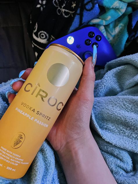 ciroc vodka spritz chill gaming pineapple passion xbox controller chill relax aesthetic Ciroc Vodka, Aesthetic Collection, Xbox Controller, Vodka, Xbox, Grapes, Pineapple, Gaming, Outfit Inspo