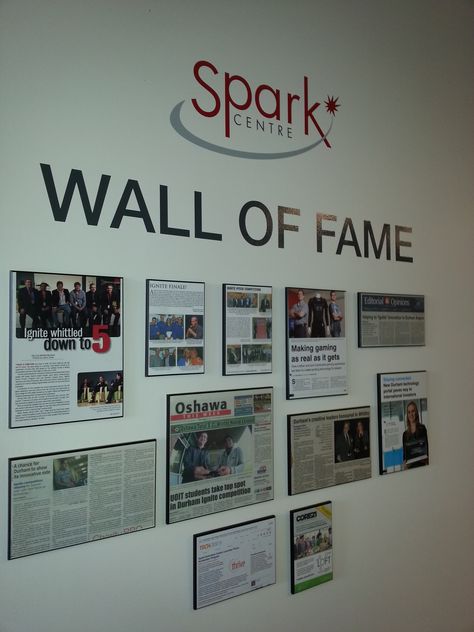 Wall Of Fame Ideas Offices, Wall Of Fame Design, Hall Of Fame Wall, Award Wall, Golf Studio, Fame Ideas, Timeline Ideas, Wall Branding, Unique Signage