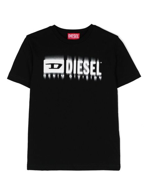 black/white cotton lightweight jersey logo print to the front crew neck short sleeves straight hem Diesel Outfit, Diesel Shirt, Cute Online Clothing Stores, Diesel Shirts, Black Graphic Tee, Big Mama, Wishlist 2024, Cute Clothing Stores, Dress With Jean Jacket