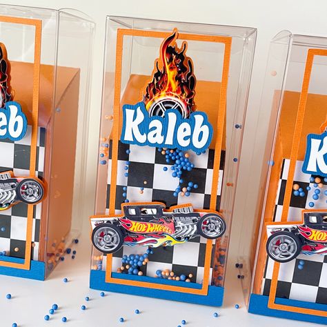 Hot Wheels Favor Bags, Hot Wheels Table, Hot Wheels Party Favors, Hot Wheels Decorations, Racing Theme, Hot Wheels Party, Hot Wheels Birthday, Cars Party, Hot Weels