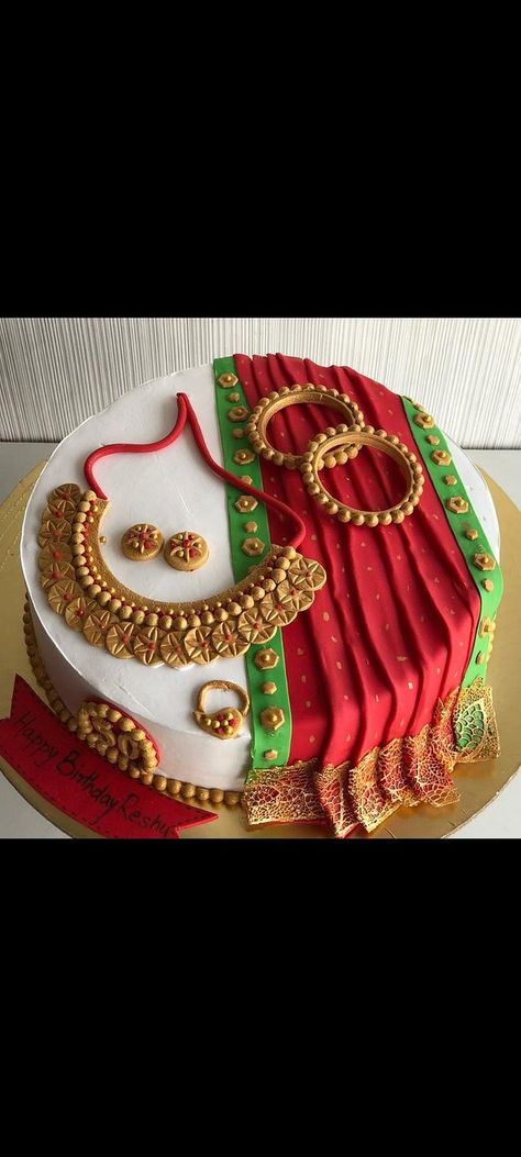 Sadi Design, Saree Cake, Cake With Fondant, Design Cake, Fondant Toppers, Fondant Cakes, Cream Cake, Fondant, Cake Decorating