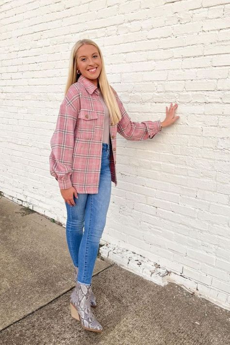 Lauren's fall outfit idea wearing her Grapent pink oversized button down plaid shacket. Pink Shacket, Plaid Shacket, Shirt Jackets, Casual Jackets, Long Sleeves Coats, Plaid Flannel, Casual Jacket, Shirt Outfit, Shirt Jacket