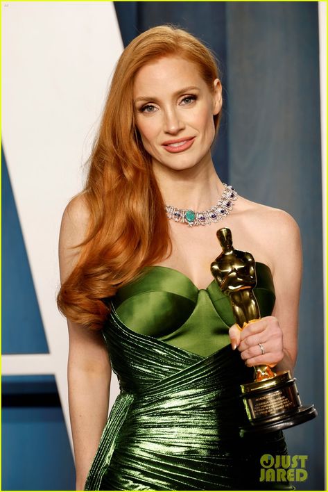 Jessica Chastain Fashion, Prom Dresses For Redheads, Jessica Chastain Hair, Redhead Dress, Jessica Chastain Oscar, Outfits Frühling, Red Headed League, Oscar Hairstyles, Oscars 2022