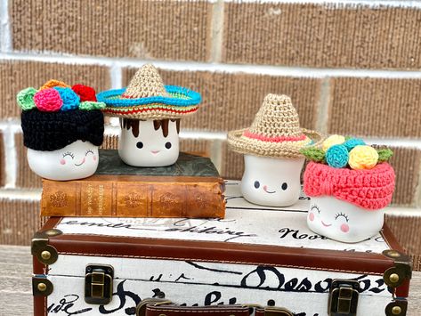 Crochet Sombrero, Marshmallow People, Marshmallow Mug Hats, Marshmallow Crafts, Thanksgiving Hat, Marshmallow Mugs, Sombrero Hat, Fall Knitting, Flower Hat