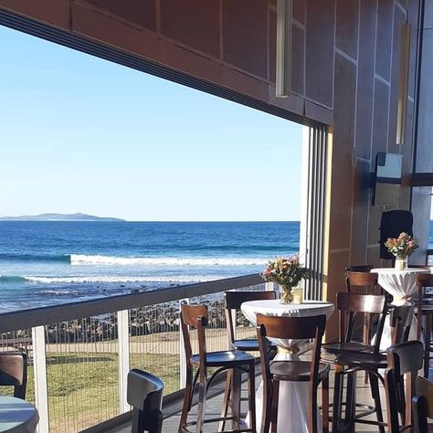 Crescent Head Surf Club on Instagram: "Did someone say it's winter? Surf Club looking stunning for a winter wedding @saltandwildflowers @ellerslieflowers . . . #crescentheadsurfclub #crescenthead #crescentheadwedding #kchslsc #saltandwildflowerseventsandstyling #ellerslieflowers" Surf Club Wedding, Surf Club Wedding Receptions, Sundays Beach Club, Surf Wedding, Vacation Surfing Crew Neck T-shirt, Club Look, Crescent, Winter Wedding, Surfing