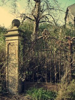 Bumble Bee Lane: 7 Things About Me Abandoned Mansion, Grey Gardens, Abandoned Mansions, Garden Gate, Haunted Places, Abandoned Buildings, Old Buildings, Abandoned Houses, Garden Gates