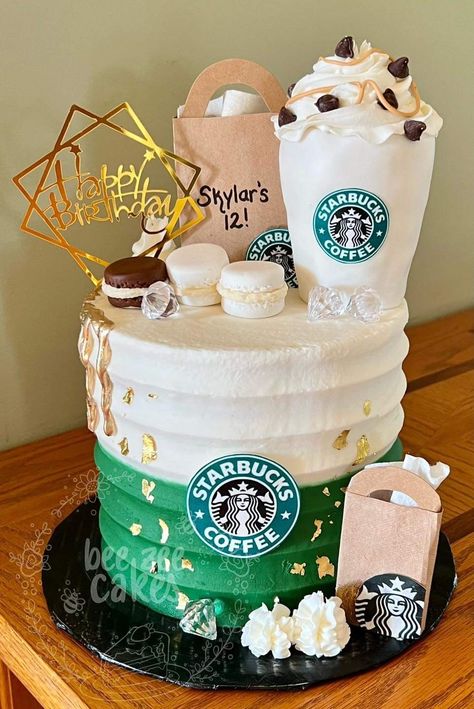 Delish Cakes, Starbucks Cake, Starbucks Birthday, 14th Birthday Cakes, Bolo Red Velvet, Teen Cakes, Realistic Cakes, Birthday Cakes For Teens, Cool Cake Designs