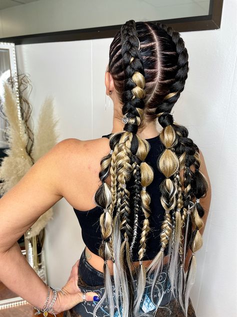 Burning Man Hair, Look Da Festival, Carnival Hairstyles, Festival Hair Braids, Rave Hairstyles, Rave Braids, New Cuts, Fresh Hairstyles, Festival Braids