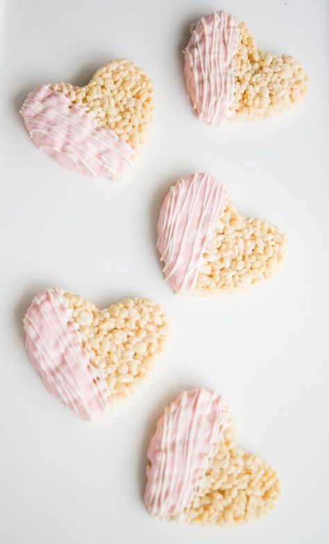 Bridal Shower Favor Ideas, Dessert Light, Bridal Shower Inspo, Rice Krispies Treats, Bridal Shower Planning, Krispies Treats, Shower Desserts, Pink Food Coloring, Bridal Shower Favor