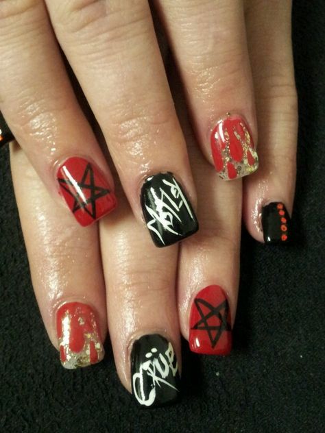 motley crue Motley Crue Nails, Rock Concert Nails, Concert Nails, Band Nails, La Nails, Motley Crüe, Rock And Roll Bands, Nails Only, Motley Crue