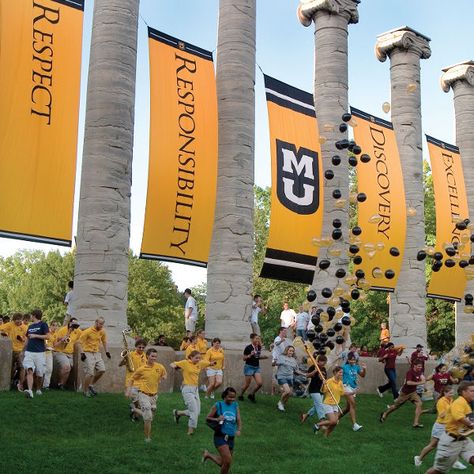 Students Walking Through The Columns on Mizzou's Campus Greek Week, Student Housing, Student House, A Tiger, Future Life, Missouri, Walking