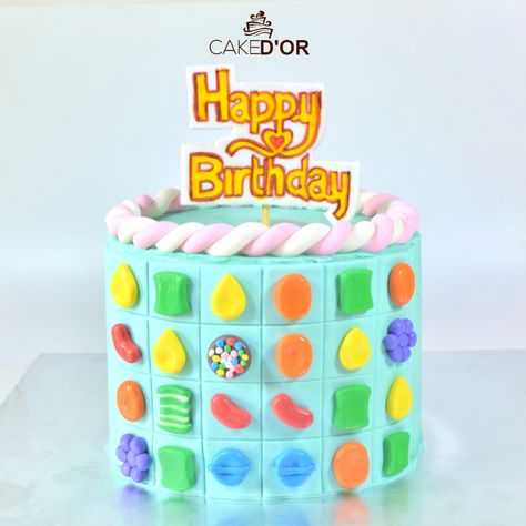 Cute, too pretty to eat, birthday cake for candy crush addicts! Candy Crush Cake Design, Candy Crush Cake, Candy Crush Cakes, Crush Cake, Pastel Candy, Candyland Party, Cupcake Toppers Printable, Bento Cake, Candy Theme