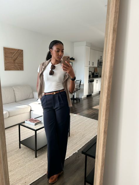 Image of Briana wearing a pair of  navy tailored trousers with a basic white tee and cardigan over the shoulder Tailored Pants Outfit Casual, Navy Pants Outfit Work, Navy Pants Outfit, Tailored Pants Outfit, Corporate Outfit, Pants Outfit Work, Workwear Chic, Outfit For Fall, Closet Wishlist