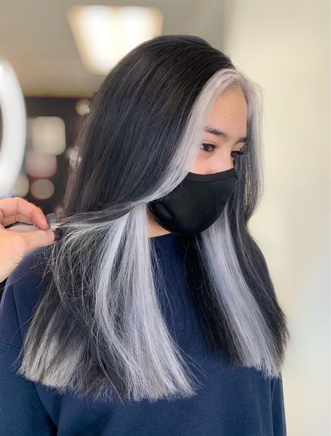 Dark Brown Hair With Platinum Underneath, White Hair In Front Dark In Back, Platinum Ends Dark Roots, Platinum Blonde Under Black Hair, Platinum With Dark Underneath, Silver Highlights On Black Hair, Stylish Short Haircuts, Beautiful Blonde Hair, Short Hair Over 60