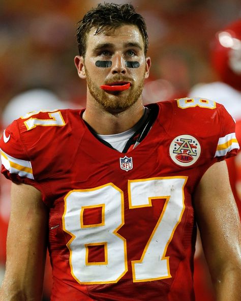 NFL - The evolution of Travis Kelce 🔥 Young Travis Kelce, Travis Kelce Long Hair, Travis Kelce Jersey, Kelce Chiefs, Red Widget, Travis Taylor, Kansas Chiefs, Chiefs Kingdom, Common Denominator