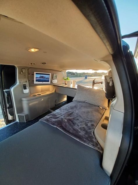 Suv Living Conversion, Suv Home, Caravan Aesthetic, Van Builds, Minivan Camper, Minivan Camper Conversion, Suv Camper, Car Tent Camping, Minivan Camping