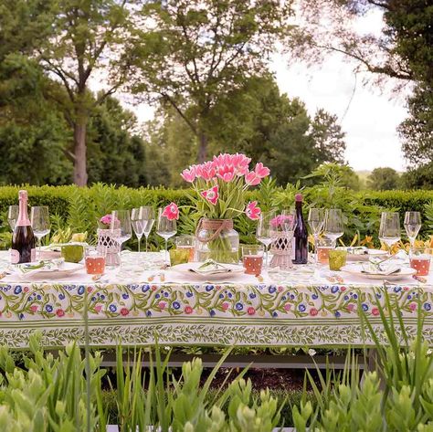 Emma tablecloth | Elegant floral design assorted sizes - Pomegranate Inc. Tabletop Topiary, Tablecloth Size Chart, Round Patio Table, Blue Table Runner, Blue Tablecloth, Kitchen Textiles, Blue Napkins, Spring Pattern, Tablecloth Sizes