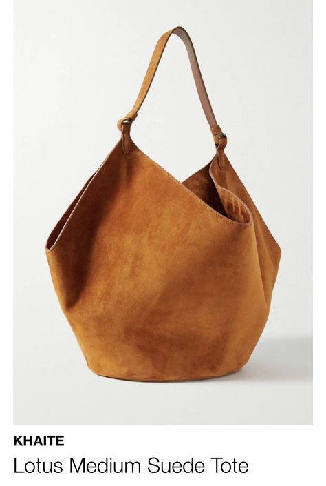 Fall Wardrobe Basics, Dior Purse, Minimalist Handbag, Slouchy Tote, Simple Wardrobe, Suede Tote, Trending Handbag, Trendy Fall, Best Bags